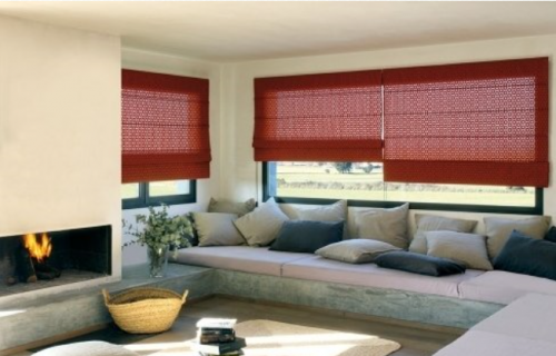 Archisio - Lavoro di Arte Arredo - Arte arredo da molti anni si pone come punto di riferimento per chi desidera arredare la propria casa con stile e ricercatezza La tappezzeria dispone di un laboratorio interno dove realizza prodotti