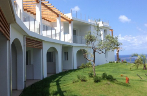 Archisio - Showroom di Metalpollino - Metal pollino fondata nel 1977 con sede a morano calabro cs opera nel campo della lavorazione di materie prime metalliche quali il ferro lalluminio lacciaio e il pvc schco fornendo una