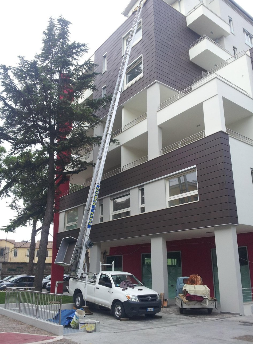 Archisio - Lavoro di Poggi Marco Traslochi E Trasporti - la ditta poggi marco traslochi e trasporti di terni vanta una lunga esperienza nel settoreCon competenza e professionalit si occupa dismontaggio e montaggio mobilimovimentazione c