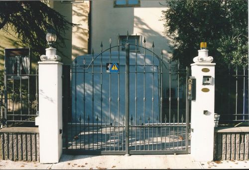 Archisio - Lavoro di Fabbro E Automazioni - Ogni lavoro che Ci viene affidato come unopera da portare a termine la nostro priorit la qualit Seguendo lesigenza del cliente cerchiamo sempre di creare qualcosa che rimanga ai ma