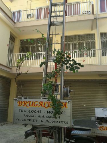 Archisio - Lavoro di Brugaletta Aldo Traslochi E Trasporti - Lazienda aldo brugaletta specializzata nelleffettuare trasporti e traslochi su tutto il territorio nazionale ed estero I servizi sono rivolti a privati ed uffici Proponiamo alla clientela imbal