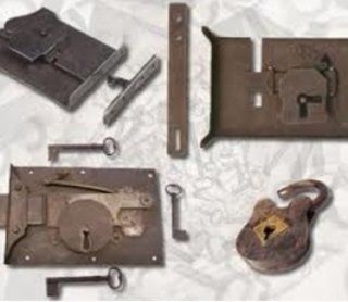 Archisio - Lavoro di Effe Serramenti Di Francesco Fazio - Dierre Technical Service - La nostra azienda opera da sempre nel settore dei serramenti occupandosi principalmente della loro riparazione della loro sostituzione e della apertura di serratureLazienda si compone di persona