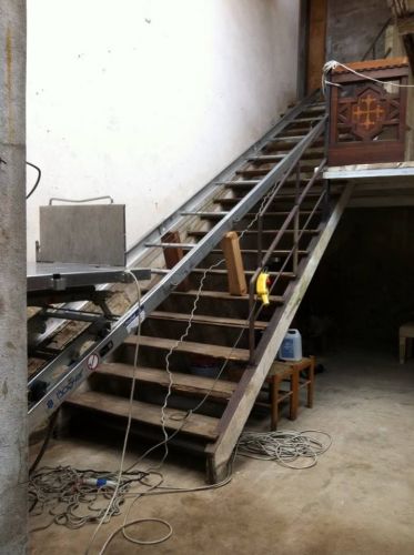 Archisio - Lavoro di Anthos Traslochi Di Tiziano Antonelli - Azienda artigiana di trasloco con base a livorno i Opera a livello nazionale e internazionaleProdottiTraslochi locali nazionali e internazionali imballaggio montaggio mobili modifiche c