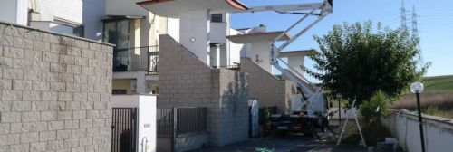 Archisio - Lavoro di Mageris srl - Mageris srl unimpresa edile romana che si occupa di ristrutturazioni civili e industriali nel settore pubblico e privato e servizi di pulizia di negozi uffici centri commerciali e scale condo