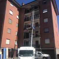 Archisio - Lavoro di Traslochi E Trasporti Ttm Snc - Trasporti e traslochi servizi italia e europa Espresso provincia di alessandria Noleggio furgone con autista Trasporto motoLa ditta ttm Si occupa di trasporti e traslochi con grande profess