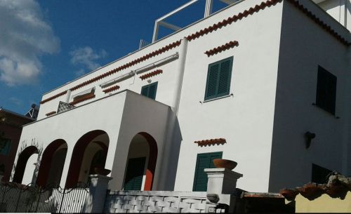 Archisio - Lavoro di Maiorino Impresa Edile - Siamo una impresa edile presente sul suolo ischitano da oltre dieci anniSiamo esperti nel nostro settore e realizziamo qualsiasi tipo di lavoroCon parsimonia e passione Dalle semplici riparazion