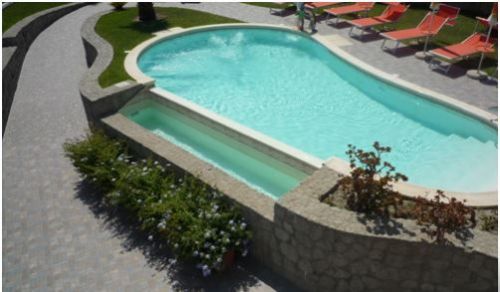 Archisio - Showroom di Italtekna - Italtekna mette a disposizione dei clienti la pi che ventennale esperienza del suo aggiornato e professionale team nella progettazione e costruzione di piscine deccellenza sia in ambito pubblico