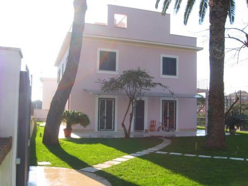 Archisio - Lavoro di Edil Mania Snc - La nostra ditta edil mania snc nasce nel 2003 ci occupiamo di ristrutturazioni edili di interni ed esterni e di manutenzioni di immobili e negozi Ci occupiamo di- controsoffitti - p