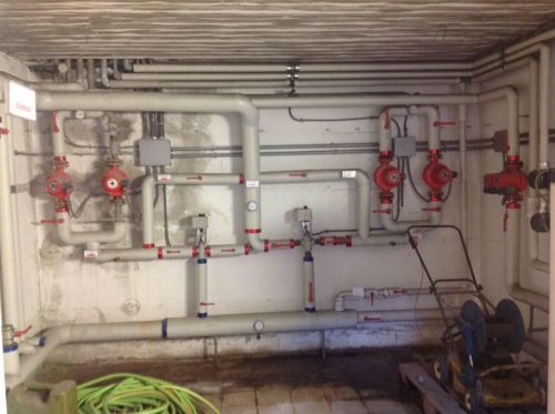 Archisio - Lavoro di Manutenwork Impianti Tecnolgici - Edilizia - Cleaning Pulizia - Manutenwork pu darvi competenza e affidabilit chiavi in mano in tre settori impiantistica edilizia e servizio di pulizia con personale qualificatoEroga servizi anche de pronto intervento en