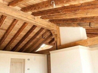 Archisio - Lavoro di Il Sabbiatore - La nostra una ditta costituita da personale serio e qualificato che opera nel campo delledilizia in genere Siamo in grado di praticare sabbiature a secco idrosabbiature e microsabbiature su qu