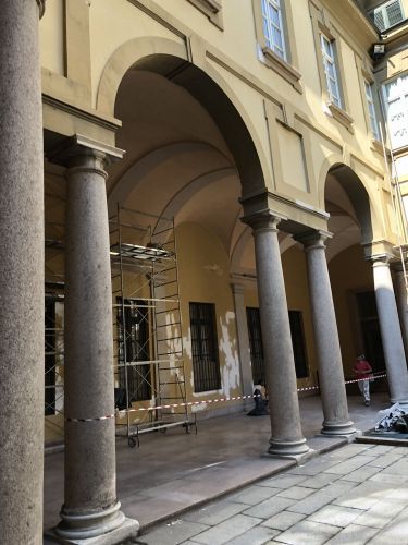 Archisio - Lavoro di Decorart Di Gino Sgroi - Impresa artigiana titolare e due dipendenti operativi e uno amministrativo specializzati nella decorazione dinterni professionalit dovuta ad anni di presenza sul mercato In regola con tutta la