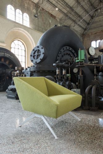 Archisio - Showroom di Luxy - Luxy ogni giorno crea soluzioni innovative ed originali che prendono forma negli innumerevoli modelli di sedute e divani che fanno parte della collezione