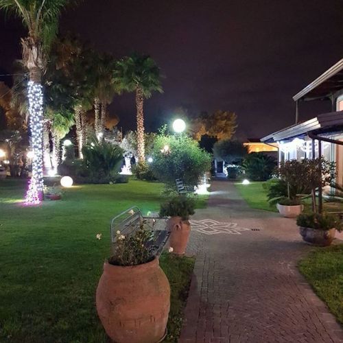 Archisio - Showroom di Invilla Italia Piscina - Villa italia sorge ai piedi dei monti lattari in uno dei borghi pi antichi e ricchi di storia di nocera inferiore in provincia di salerno Vicinissimo il seicentesco palazzo vescovile che compl