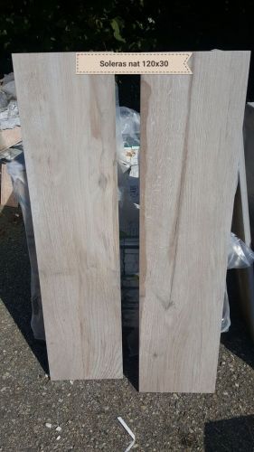 Archisio - Showroom di Casaeco - Casaeco ama gli ambientiUn ambiente moderno o classico deve oggi tenere in debita considerazione il pavimento in ceramica effetto legno Per un arredatore di fondamentale importanza la presen