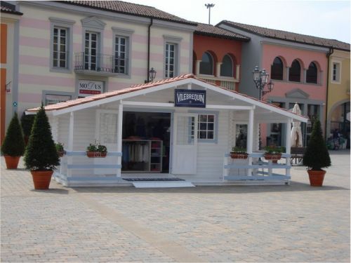 Archisio - Lavoro di Nyle - Nyle e una societa specializzata nella progettazione e produzione su misura dellarredamento d interni complementi di arredo e accessori tutto studiato su progetto specifico del cliente