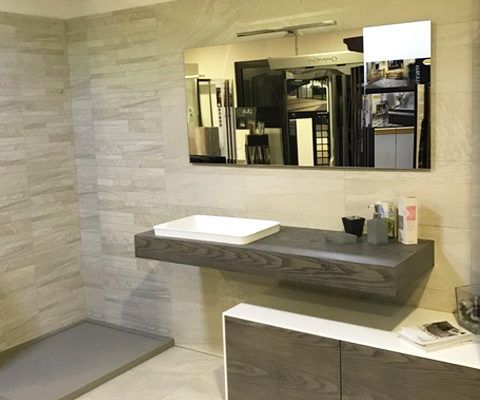 Archisio - Showroom di Punto Fuoco srl - Punto fuoco unazienda con sede a tortona in provincia di alessandria leader nel settore della vendita della realizzazione e dellinstallazione di arredo per la casa e per il bagno ceramich