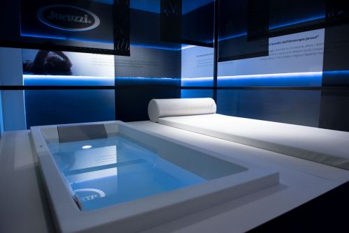 Archisio - Progetto di Mario Ferrarini Studio - After graduating from the politecnico university of milan with a degree in industrial design mario ferrarini began practicing as a consultant for a number of renowned architecture furniture and prod