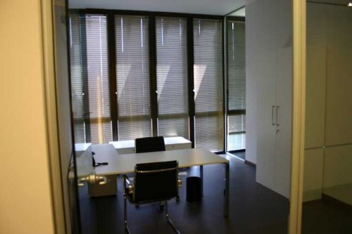 Archisio - Showroom di Artigiano Piazza Valentino - Piazza valentino snc La nostra un azienda giovane e dinamica attenta alle nuove tendenze di design sempre attiva nella ricerca di nuovi materiali e nuove tecnologie per fornire soluzioni di