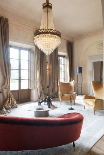 Archisio - Lavoro di Niccol Vonci - Fiorentino classe 1980Sono un fotografo professionista specializzato in fotografia di architettura e interni a seguito di un master concluso nel 2017 presso spazio lab a bolognaCollaboro con