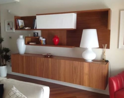 Archisio - Lavoro di Faim Di Amoruso Andrea C srl - La nostra azienda con sede nella zona industriale di bari opera da oltre trentanni nella produzione su misura e posa in opera di componenti di arredo in legno armadi pareti attrezzate mobili co