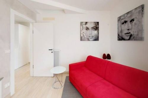 Archisio - Lavoro di Agenzia Immobiliare Angelucci - Agenzia immobiliare angelucciLimmobiliare angelucci con sedi a pietra ligure e borghetto santo spirito vanta una esperienza ventennale nella intermediazione per la compra-vendita-locazione im