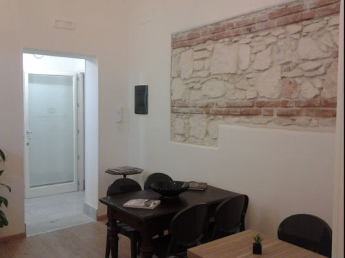 Archisio - Lavoro di Ellegi Costruzioni - Limpresa edile ellegi costruzionii ha unesperienza pluriennale nella realizzazione di opere edili e in particolare nel settore della bioediliziaGli operai della ditta infatti utilizzano tecnich