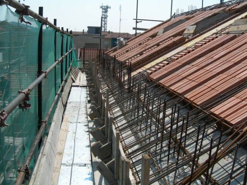 Archisio - Lavoro di Ditta Uva srl - InformazioniProgettazione costruzione e ristrutturazioni in genereImpressumLa ditta uva opera da pi di vent anni nel campo delle costruzioni edili ed esegue lavori di edilizia sia civile c