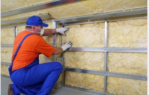 Archisio - Lavoro di Gasparini Massimo Cartongesso - Prodotti e serviziAttivit insonorizzazione intercapedini dinterni isolamenti acustici pareti divisorie rasatura a gessoProdotti cabine afoniche cabine armadio in cartongesso coibentazi