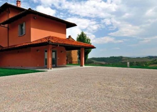 Archisio - Lavoro di Antolini Mce Srl Manufatti Cemento Edilizia - Realizzazione di murature e pavimentazioni tramite lutilizzo di keystone cemento levigato blocchi tecnici pavimenti autobloccanti e molto altro