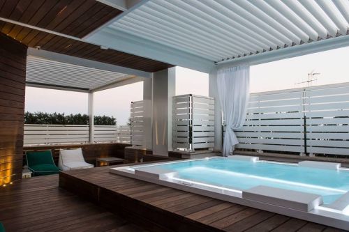 Archisio - Progetto di Margherita Papagni - Co-founder di atelier attico10 studio di progettazione che da diversi anni opera in vari settori quali architettura restauro urbanistica lighting design garden design interior design grafica