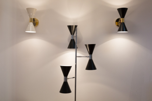 Archisio - Showroom di Contract And More - La contract more un azienda dinamica formata dalla fusione con la storica europa design furniture since 1984 riedizioni di lampade e dalle esperienze di varie aziende artigiane Nasce nell