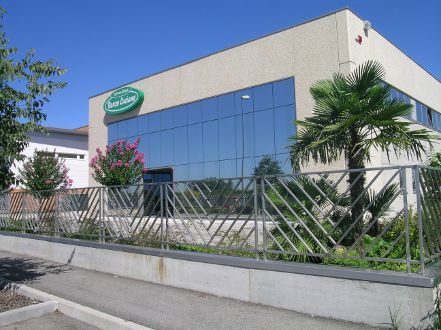 Archisio - Lavoro di Idraulica Vanzo Luciano - Siamo unazienda che opera nel settore da 40 anni ci occupiamo di impianti civili ed industriali come idrico sanitario gas riscaldamento tradizionali o a pavimento e paretesoffitto raffrescamento