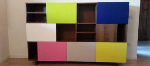 Archisio - Lavoro di Falegnameria Caponi - La falegnameria caponi di massimo e leonardo snc si occupa della produzione di infissi finestre persiane porte scale arredo su misura e cucine utilizzando legni pregiati Con professionalit c