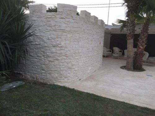 Archisio - Lavoro di Rivoluzione Casa - Rivoluzione casa unimpresa edile con sede a modugno in provincia di bari specializzata nei lavori di ristrutturazione e manutenzione di stabili Grazie alla lunga esperienza maturata e alla pres