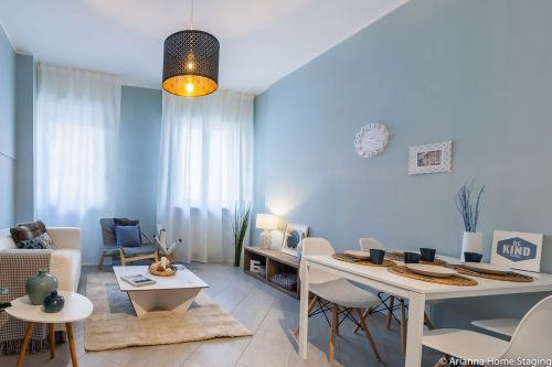 Archisio - Progetto di Arianna Home Staging - La mia storiaArianna home staging porta il mio nome perch un progetto che mi rappresentaHo iniziato a comprendere lesigenza per il mercato di questo servizio quando io stessa stavo cer