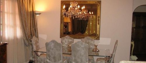 Archisio - Showroom di Emozioni Arredamenti - molto difficile dare un giudizio alla propria azienda senza rasentare la solita retorica commerciale senza affermare di essere i migliori e di rappresentare un punto di riferimento nel proprio set