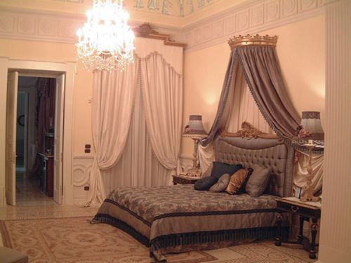 Archisio - Progetto di Sagi Design - Sagi design si occupa di arredamento e progettazione dinterni facendo della qualit senza compromessi la sua missione Da sempre lazienda realizza arredamenti di grande pregio e mobili esclusivi