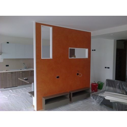 Archisio - Lavoro di Colour Revolution - Specializzata nella realizzazione e finitura di interni siOccupa della realizzazione di pareti contro soffitti e mobili con sistemi diCostruzione a secco di tinteggiatura e decorazione con i pi