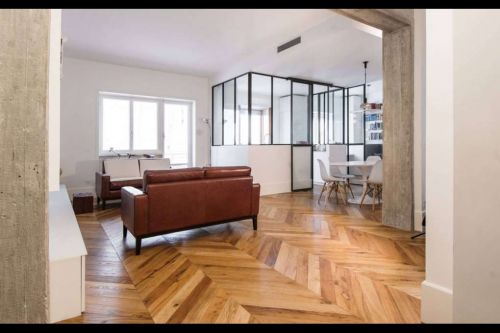 Archisio - Progetto di Alessandro Tomei Thsc - Progettazione di interni di residenze negozi ristoranti e strutture ricettiveLa fase progettuale eseguita interpretando le necessit ed i gusti del cliente con lobbiettivo di rendere ogni i