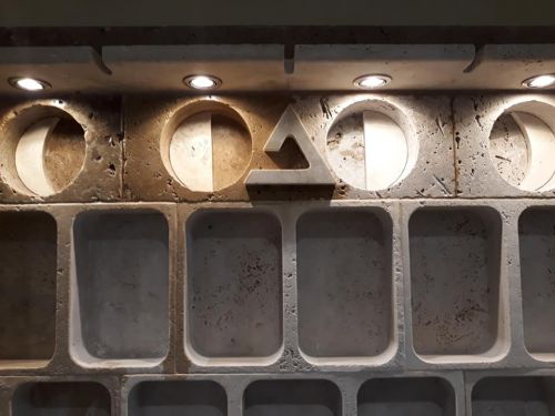 Archisio - Progetto di Maurizio Massini - Ingegnere civile edile con la passione per il design Direttore tecnico presso rustici del trusco progettista del sistema modulare winemod per cantine ed enoteche con modello e marchio registrato sv