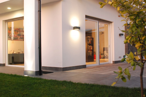 Archisio - Progetto di Francesca Federici - Su di meNasco a carrara vivo e lavoro tra firenze e romaLaureata a firenze ho collaborato con studi di architettura tra i quali guido canali a parma e lagence jean nouvel a parigi allint