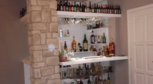 Archisio - Lavoro di Falegnameria Montagnese - La ditta di antonio montagnese una falegnameria artigianale del capoluogo capitolino specializzata nellarredo dinterno e da ufficio su misura Esegue lavorazioni su commissione per interi arr