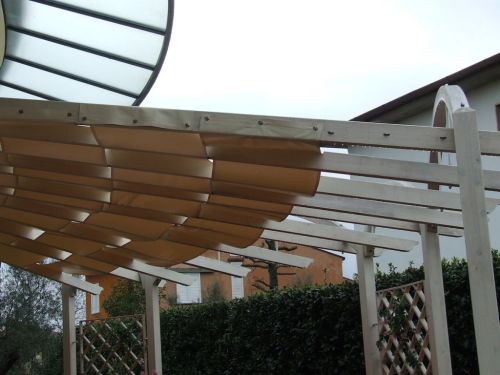 Archisio - Showroom di Igor Giani - Siamo specializzati in arredamento interno Mobili e scrivanie per ufficio porte e finestre Realizziamo arredamento per esterni come pergole tettini sopraporta gazebo casette in legno staccionat