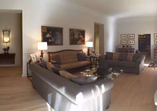 Archisio - Progetto di Alessandro Federici - Lo studio si occupa della progettazione di case appartamenti ville uffici negozi ristrutturazioni totali eo parziali design e complementi di arredoCi si confronta e progressivamente il pro