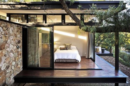 Archisio - Progetto di Gaudenzio Micotti - Si laurea in architettura nel 1984 presso il politecnico e parte per gli stati uniti dove lavora presso gli studi csar pelli e skidmore owing merril Dal 1991 partner dello studio architects -