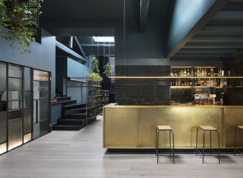 Archisio - Progetto di Andrea Baselli Riccardo Belinci Sara Magnone - Studio mabb un gruppo di architetti altamente specializzato in interior la cui ricerca progettuale ha come cardine la valorizzazione dello spazio attraverso forti caratteri materici e puntuale stud