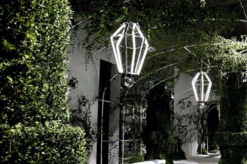 Archisio - Progetto di Rattiflora - Rattiflora una prestigiosa azienda di impronta familiare che opera ad ampio spettro da quasi ottantanni nel settore del floral design e del garden design e quindi nella progettazione e r