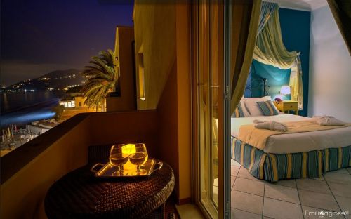 Archisio - Lavoro di Emilio Rescigno - Fotografo professionista creativo free lance specializzato in fotografia emozionale per interni per il settore immobiliare e privato Riceve su appuntamento presso la sede dei clienti Formazione com