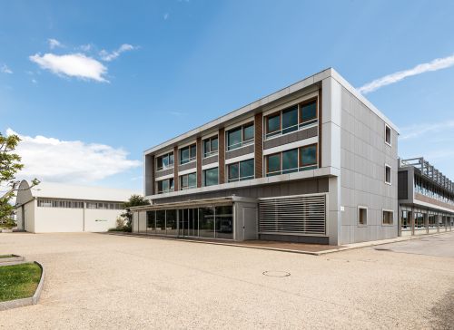 Archisio - Lavoro di Studio Fotografico Francesco Degli Innocenti - Realizziamo servizi fotografici di paesaggistica architettura e interior design di vario genere per uffici spazi aziendali strutture alberghiere attivit commerciali bed breakfast case appar