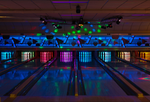 Archisio - Showroom di Che Luce Lighiting Project - Che luce lighting project unazienda leader nel settore dellilluminazione tecnica decorativa e ledrealt giovane e dinamica che pu per vantare allinterno del suo team figure con